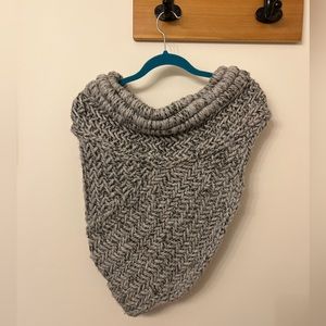 Katniss Everdeen “Catching Fire” grey knit hunting cowl in marble grey